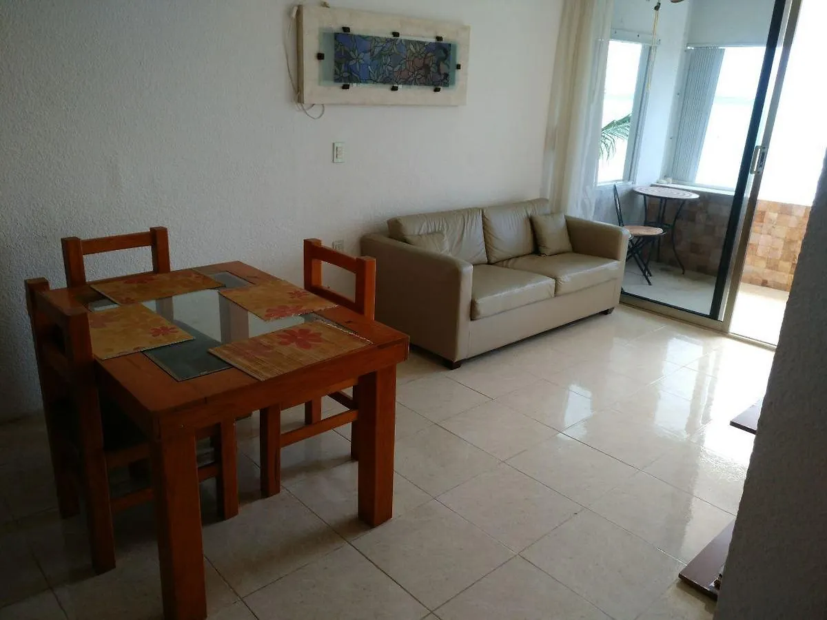 Bella Beach Condo Vacation 2 bedrooms Cancún Appartement