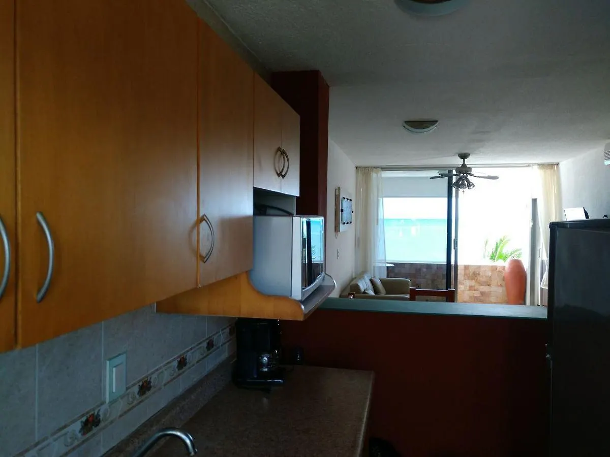 Bella Beach Condo Vacation 2 bedrooms Cancún Appartement